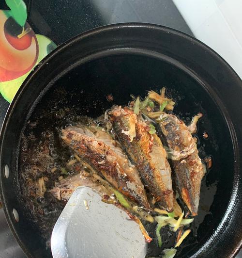 清蒸青鱼的做法（家常清蒸青鱼）  第1张