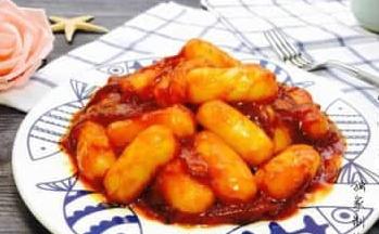 油炸年糕，美味不容错过的传统小吃（年糕的口感经过油炸变得更加脆口）  第1张