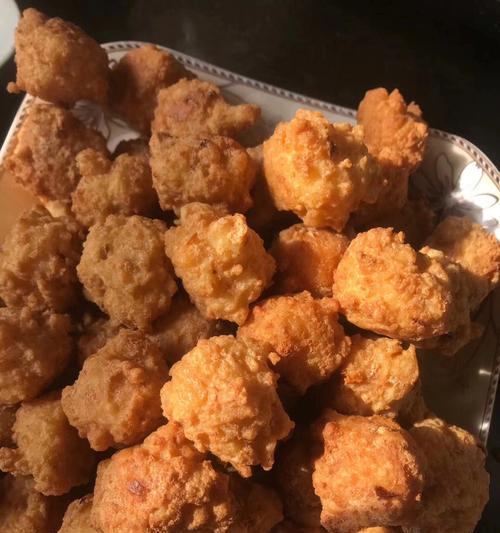 油炸南瓜丸的制作方法（香脆可口的秋季小吃）  第1张