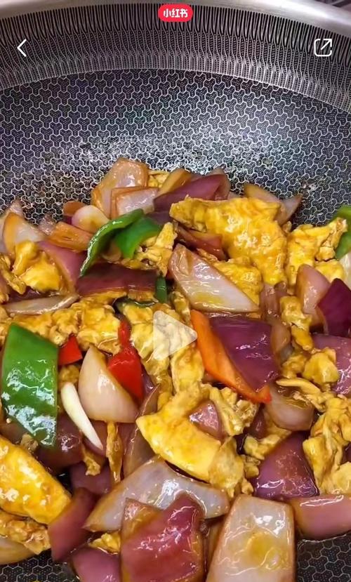 美味易做的洋葱肉末炒鸡蛋（以肉末为馅）  第1张