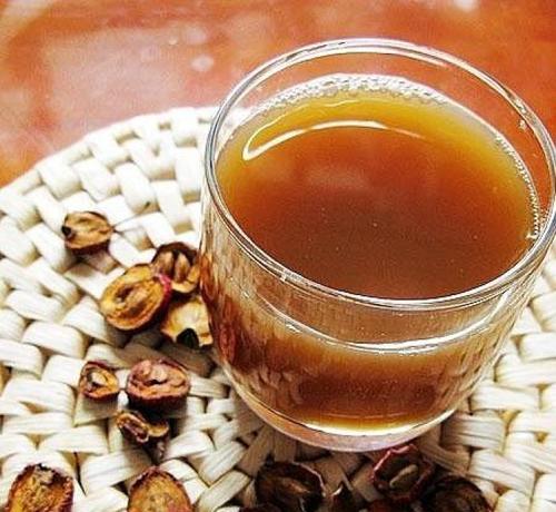 杨梅酸梅汤，清凉解暑的夏日饮品（家庭必备）