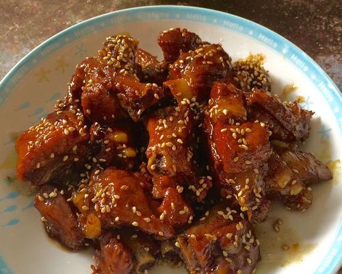 小朋友糖醋排骨的做法（家庭美食-小朋友爱吃的糖醋排骨）