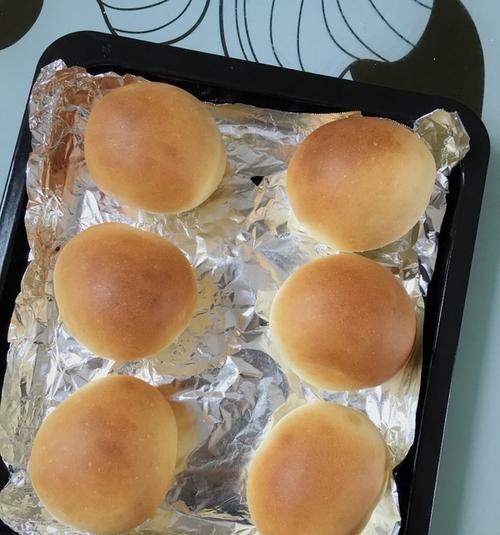小巧精致的小面包胚，制作美味汉堡新体验（小巧精致的小面包胚）  第1张