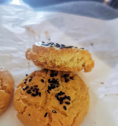 猪油桃酥-咸香葱味的经典美食（以咸味葱香猪油桃酥的做法为主题）