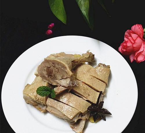 口感鲜美——咸水鸭腿的制作方法（自制咸水鸭腿）  第1张