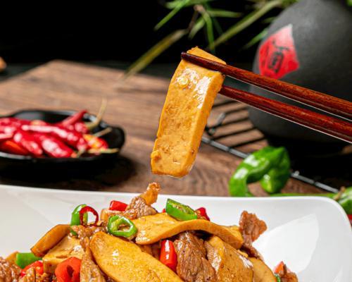 咸肉蒸白豆腐干的做法（家常美食）