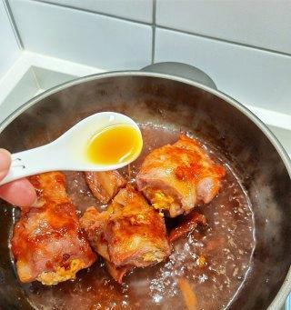 咸蛋黄酿五花肉（用咸蛋黄让五花肉更香更入味）  第1张