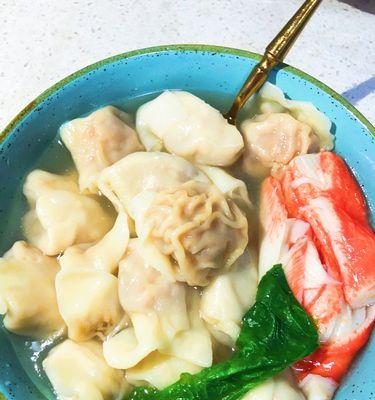 鲜美无比的云吞制作秘籍（以鮮肉云吞的做法为主题）  第1张