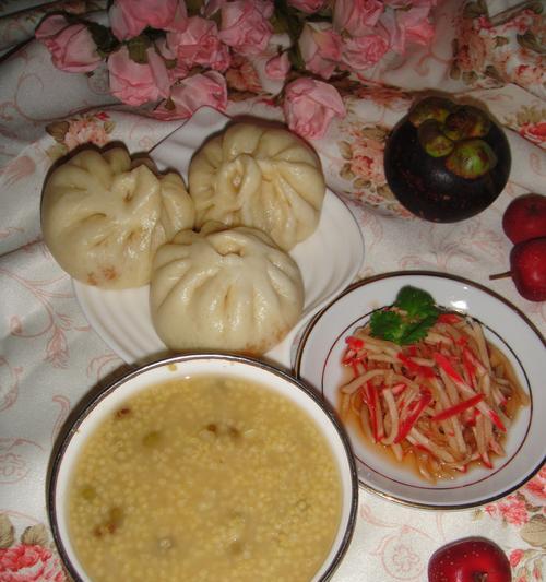 学会自制美味鲜肉白菜包（一口咬下）  第1张