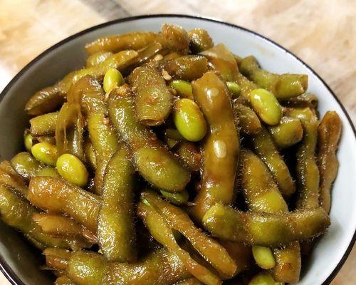 香气扑鼻，毛豆美味——五香水煮毛豆的做法（懒人必备）  第1张