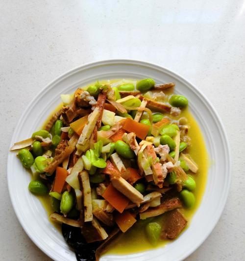 三色蔬菜炒土豆茭白胡萝卜（营养丰富）  第1张