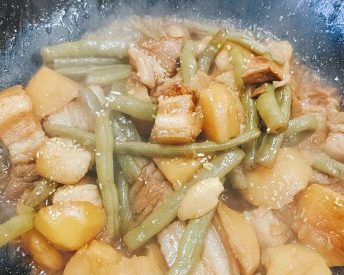 土豆炖豆角，美味又健康（一道营养美食）