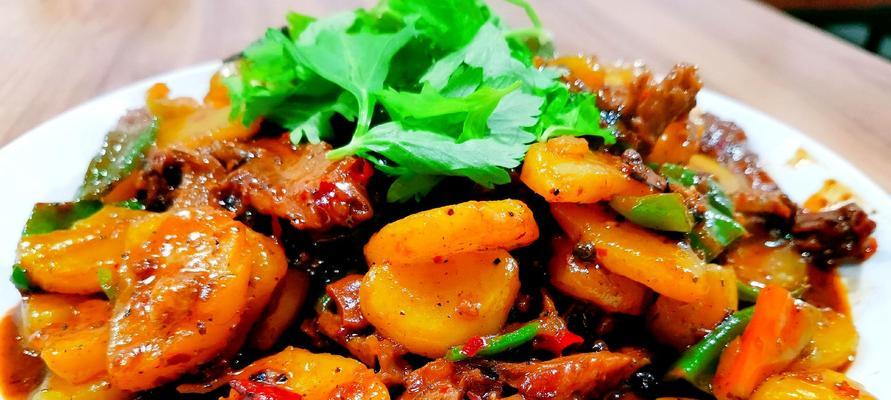 土豆炖大鹅，美味健康双享受（传统佳肴）  第1张