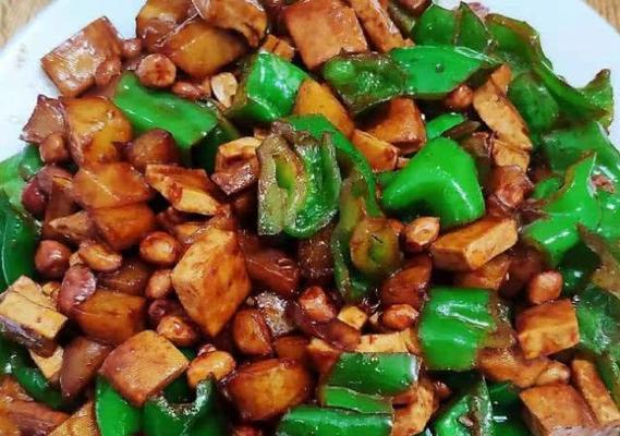 土豆炒香干，让你的口感满足香脆口感（家常菜谱）  第1张