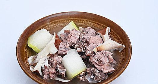 筒骨葛根马蹄汤——滋补养生佳品（以中医食疗之道）  第1张