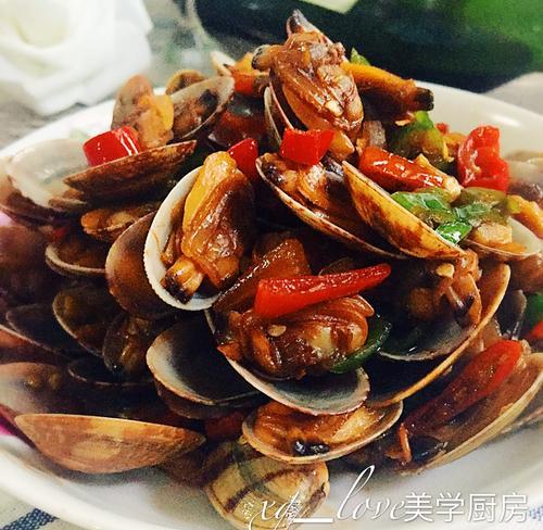 蒜蓉花甲的制作方法（学会这一招）