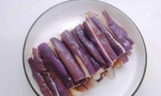 蒜泥蒸茄子，清香味美（做法简单）  第1张