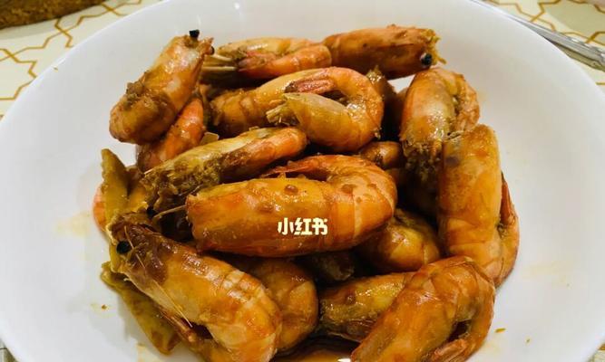美味水煮大头虾（教你如何制作口感鲜美的水煮大头虾）  第1张