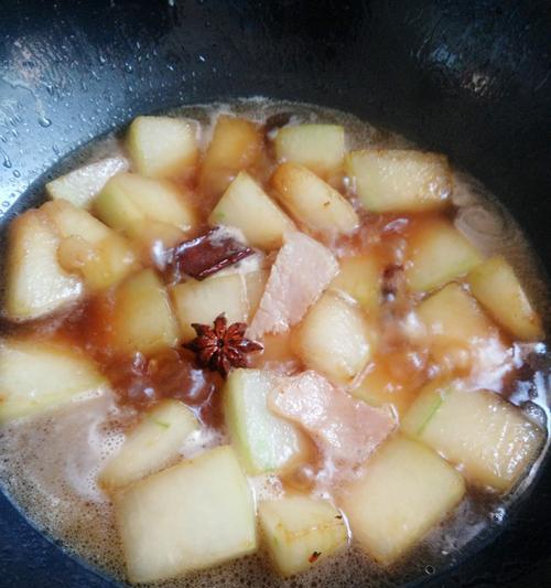 水笋烧冬瓜，清爽美味的夏日佳肴（教你做一道清新可口的夏日菜肴）  第1张