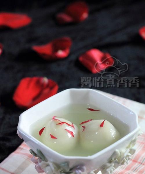 美味健康的水果汤圆制作方法（以水果为馅的健康甜点）  第1张