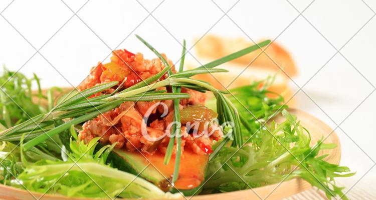 营养丰富的水果蔬菜鸡肉丁美食制作方法（清爽美味）  第1张