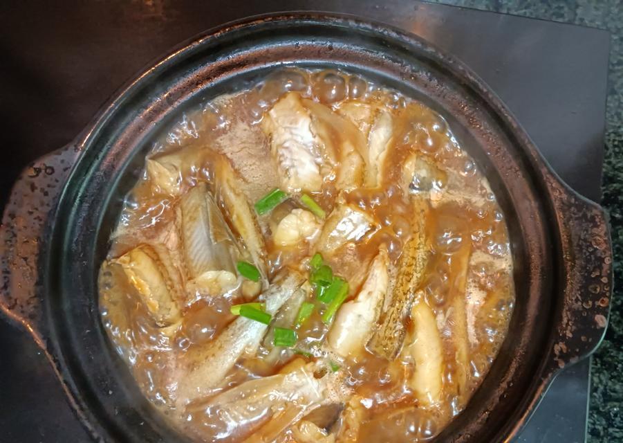 生姜焗鲩鱼的做法（健康美味双重享受）  第3张