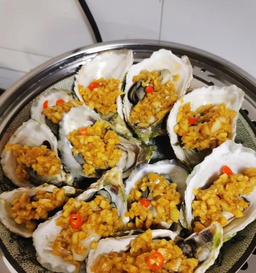 美味生蚝排骨粥的制作方法（家庭厨房也能制作的美食大餐）  第1张
