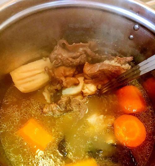 滋补养生，生地黑豆排骨汤的制作方法（家庭自制的营养汤品）  第1张
