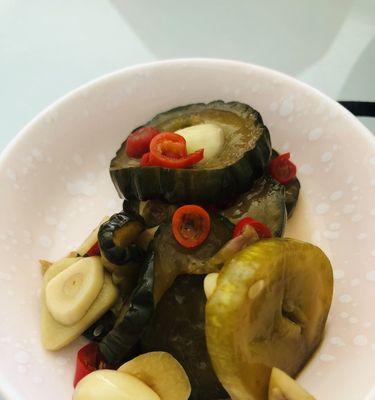 生抽腌莴笋的做法（炎炎夏日）  第1张