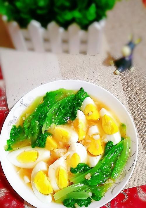生菜叶鸡蛋煮泡面，健康美味又简单（以生菜叶为基础）  第2张