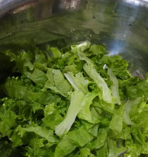 营养美味的生菜牛肉萝卜粒（健康佳肴）  第3张