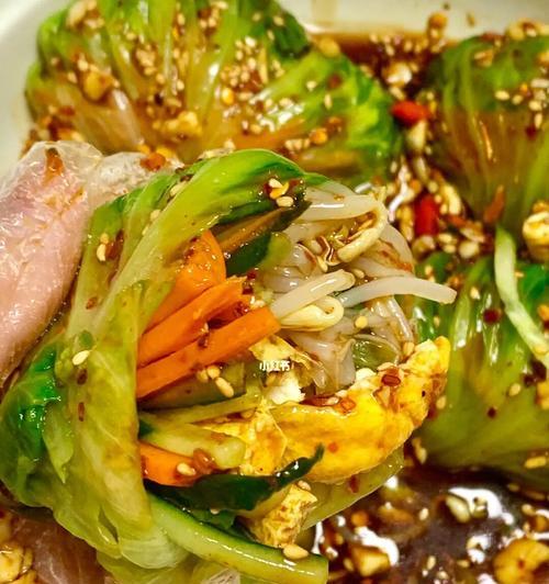 清爽健康的生菜拌豆芽（利用最简单的食材做出美味营养菜肴）  第2张