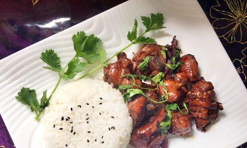 美味家常菜之三杯鸡的做法（以传统的以什菌三杯鸡为例）  第2张