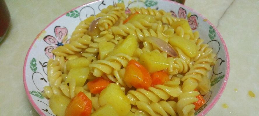 美食探秘——以什锦通心粉为主材的烹饪秘诀（15个独家秘方让你轻松搞定香鲜多汁的什锦通心粉）