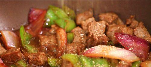 尽情品尝美味的以什锦牛肉粒（打造鲜香多汁的美食佳品/）