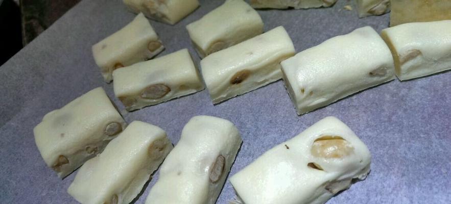 手工制作以什锦花生牛轧糖（美味可口）  第2张
