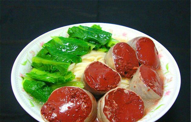 如何制作美味健康的以什锦骨汤面（15个步骤教你轻松搞定）  第1张