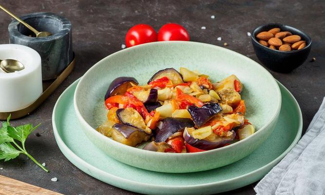 家常美食—以什锦炖菜的做法（用不同材料做出不同味道）  第1张