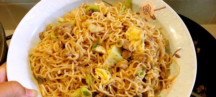 美味便捷之选——以什锦炒泡面（快手料理大杀器）  第2张