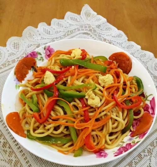 深夜食堂酱油炒面的制作方法（原汁原味）  第1张