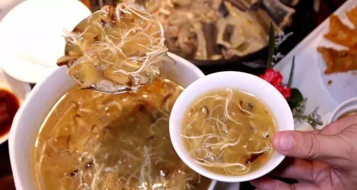 品味蛇酒的制作过程与文化历史（探秘传统蛇酒酿造的奥秘）  第2张