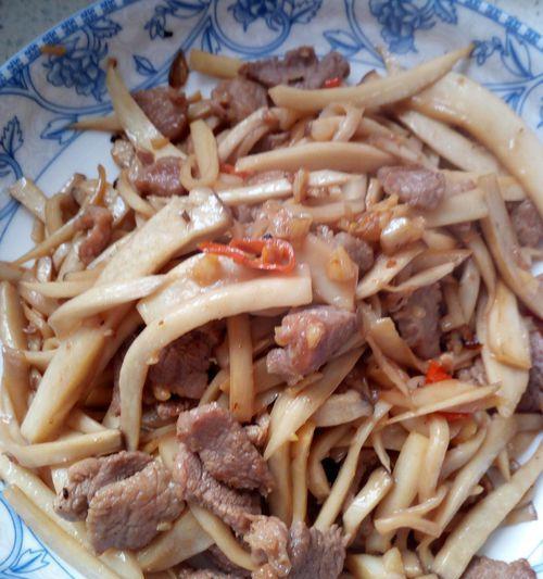 美味双菌肉丝炒法（香菇与木耳的奇妙组合）  第2张