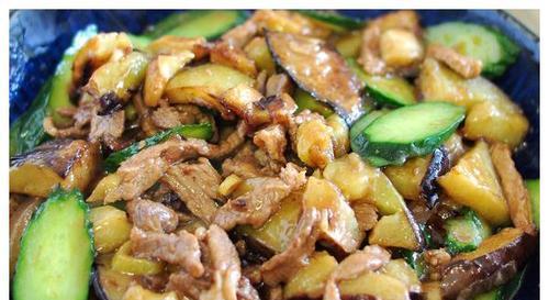 肉丝和茄丝搭配出的味蕾盛宴，这份做法让你轻松掌握（肉丝和茄丝搭配出的味蕾盛宴）  第1张