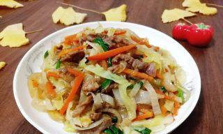 家常美食——肉丝炒粉条（口感鲜美）  第3张