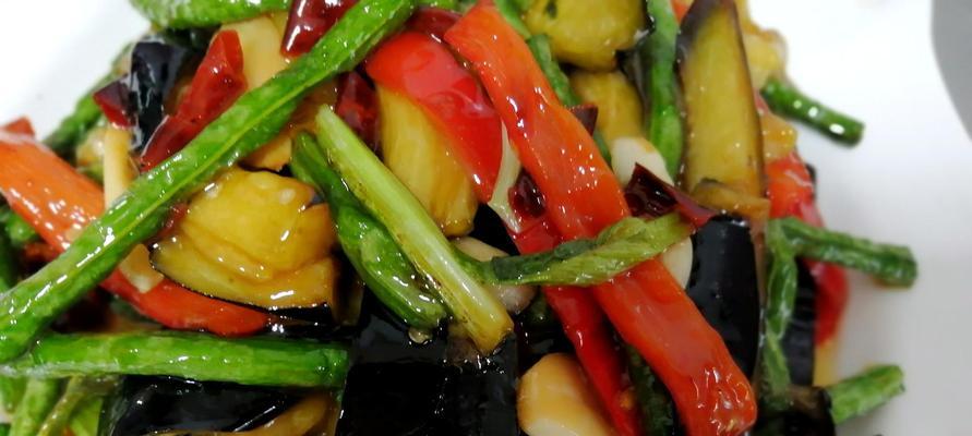肉丝炒豆角茄子的做法（美味又健康）  第2张