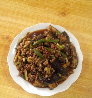 肉丝炒豆角茄子的做法（美味又健康）  第3张