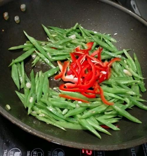 香嫩肉丝炒扁豆，美味又营养（家常小炒）  第2张