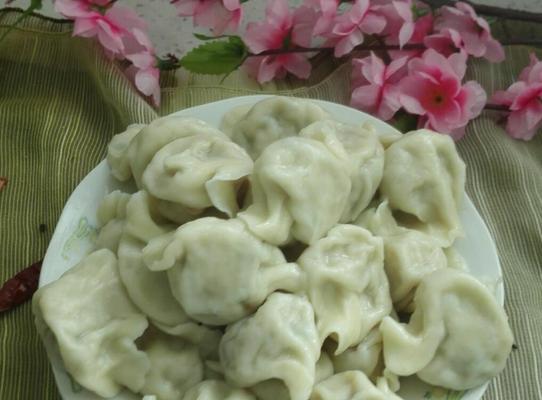 用肉三鲜馅做最美味的饺子（做法详解）  第3张