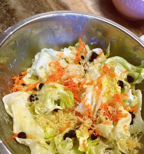轻盈美味的肉片生菜沙拉（健康生活从一道沙拉开始）  第3张