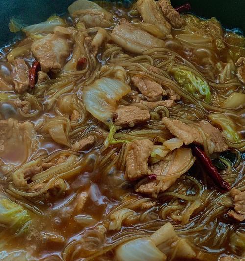 学会做肉片辣椒白菜叶，轻松吃出家常味道（以家庭料理为主）
